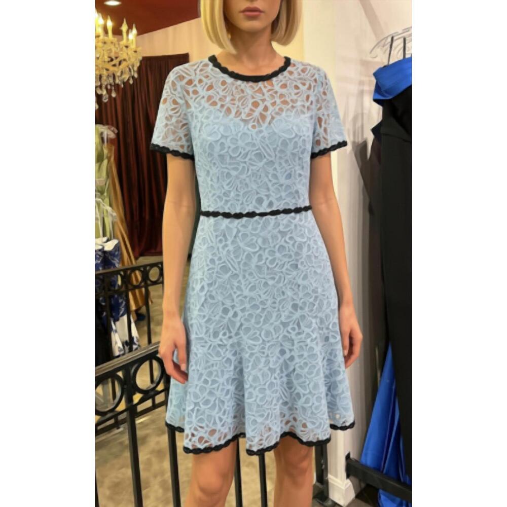 NEW ADELYN RAE lace mini dress in blue